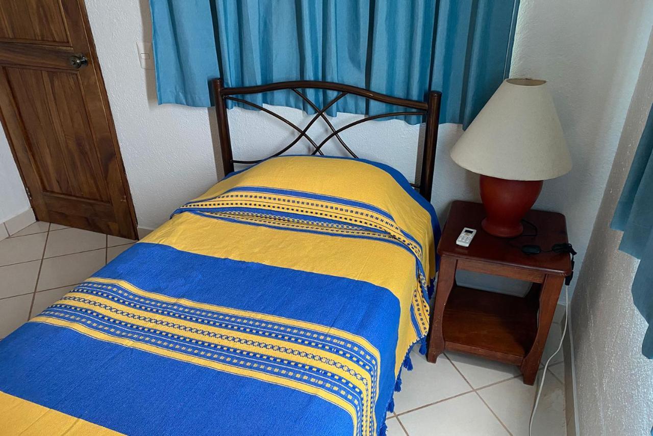 Zandoyo Bed & Breakfast Puerto Escondido  Dış mekan fotoğraf